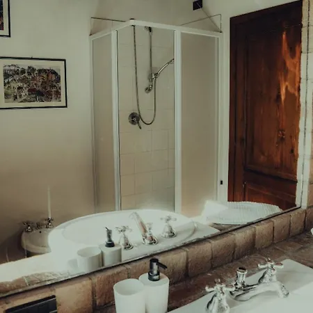 Antico Casale Umbro Casa Buganza *
